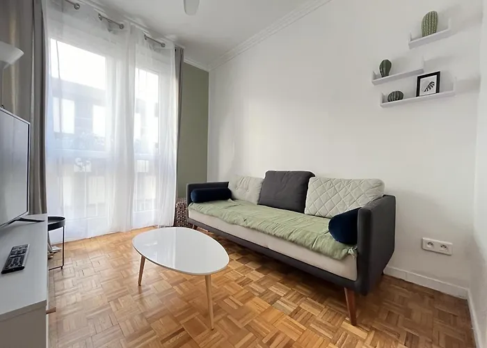 Comtes Du Maine - Centre - Parade Des Pilotes - 6 Pers Apartamento